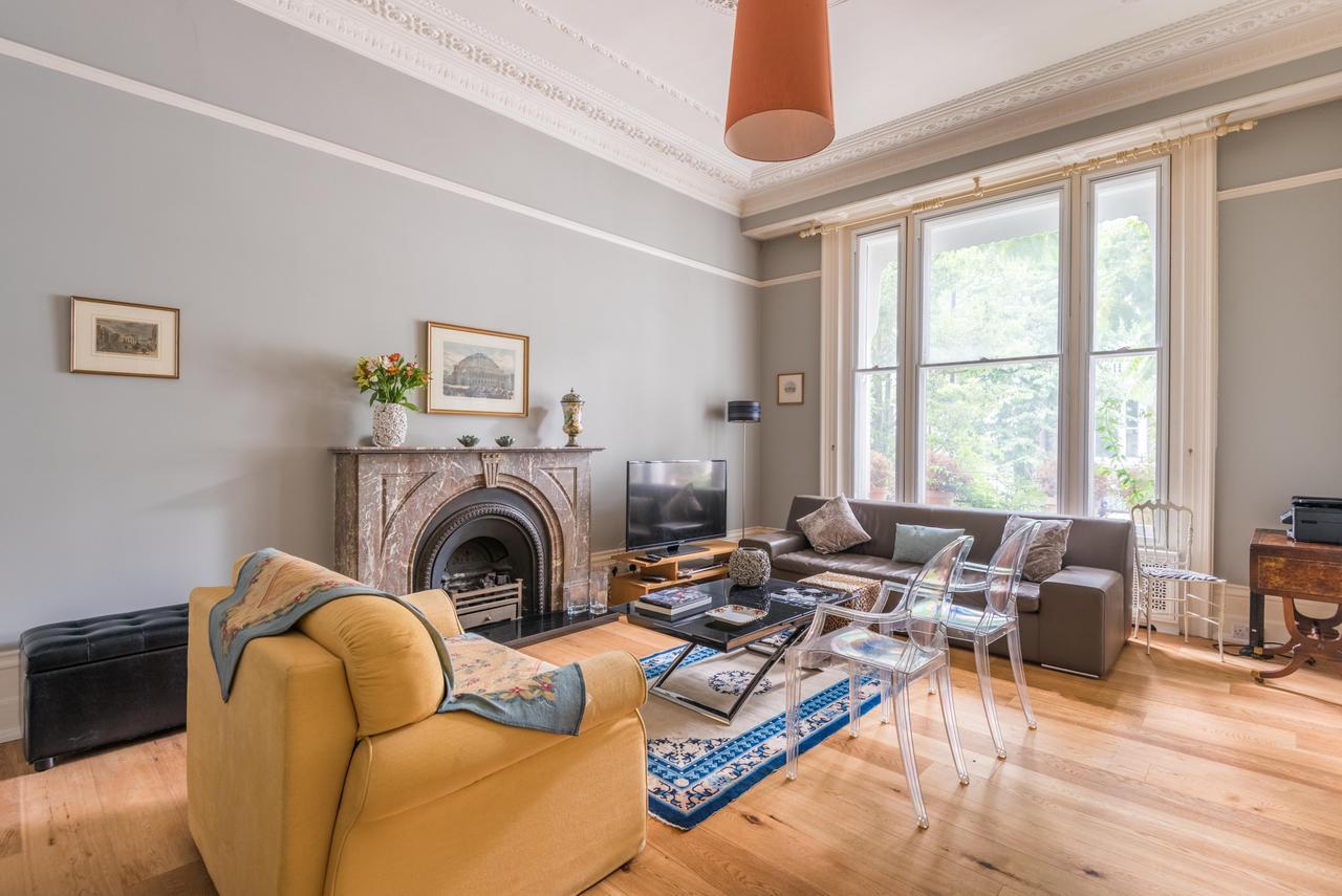 Lovely Chelsea Home Near The Thames By Underthedoormat Londyn Zewnętrze zdjęcie
